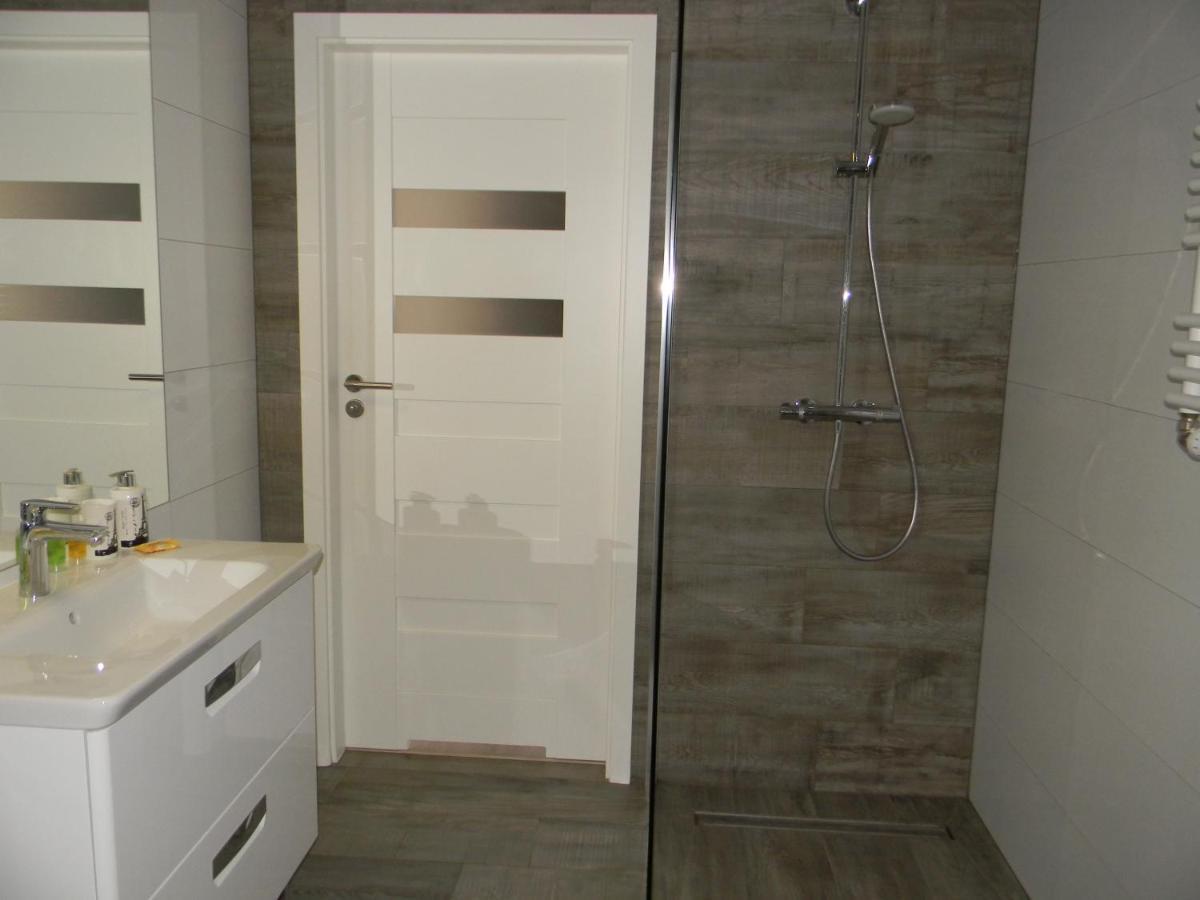 Apartament Z Basenem Laura Polanki Park Leilighet Kołobrzeg Eksteriør bilde
