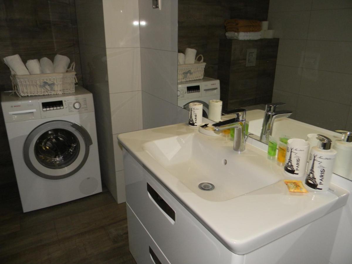 Apartament Z Basenem Laura Polanki Park Leilighet Kołobrzeg Eksteriør bilde